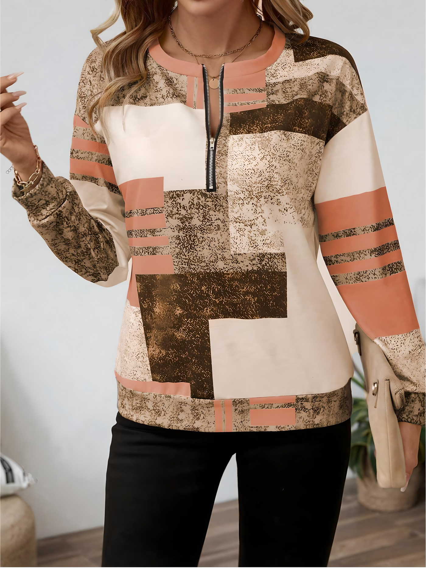 Hilda – Modern Sweatshirt with Vintage Flair